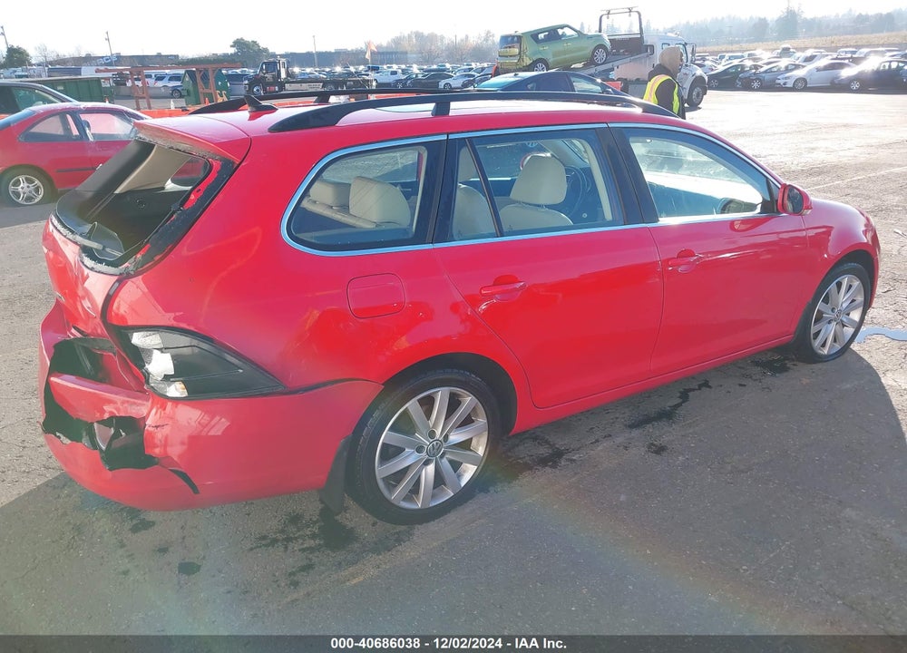 2013 VOLKSWAGEN JETTA SPORTWAGEN 2.0L TDI VIN: 3VWPL7AJ8DM677433