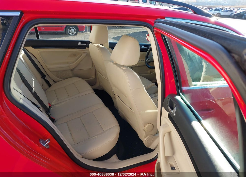 2013 VOLKSWAGEN JETTA SPORTWAGEN 2.0L TDI VIN: 3VWPL7AJ8DM677433