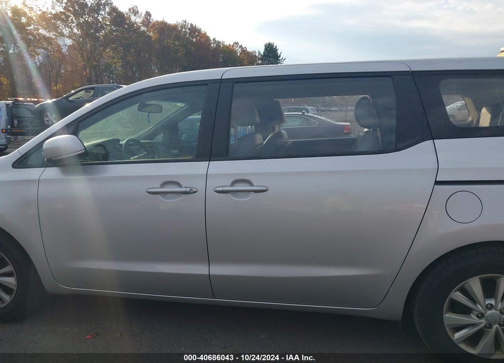 2017 KIA SEDONA L VIN: KNDMA5C16H6255843