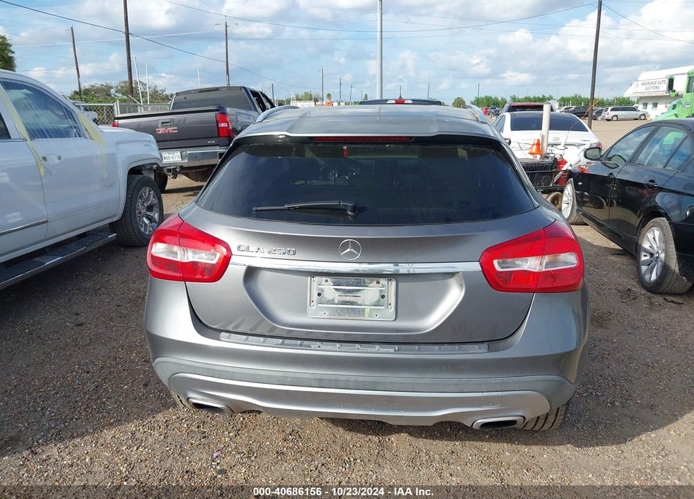 2015 MERCEDES-BENZ GLA 250 VIN: WDCTG4EBXFJ180093