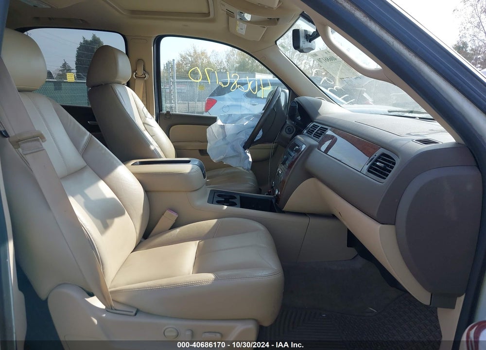 2014 CHEVROLET TAHOE LT VIN: 1GNSKBE07ER113977