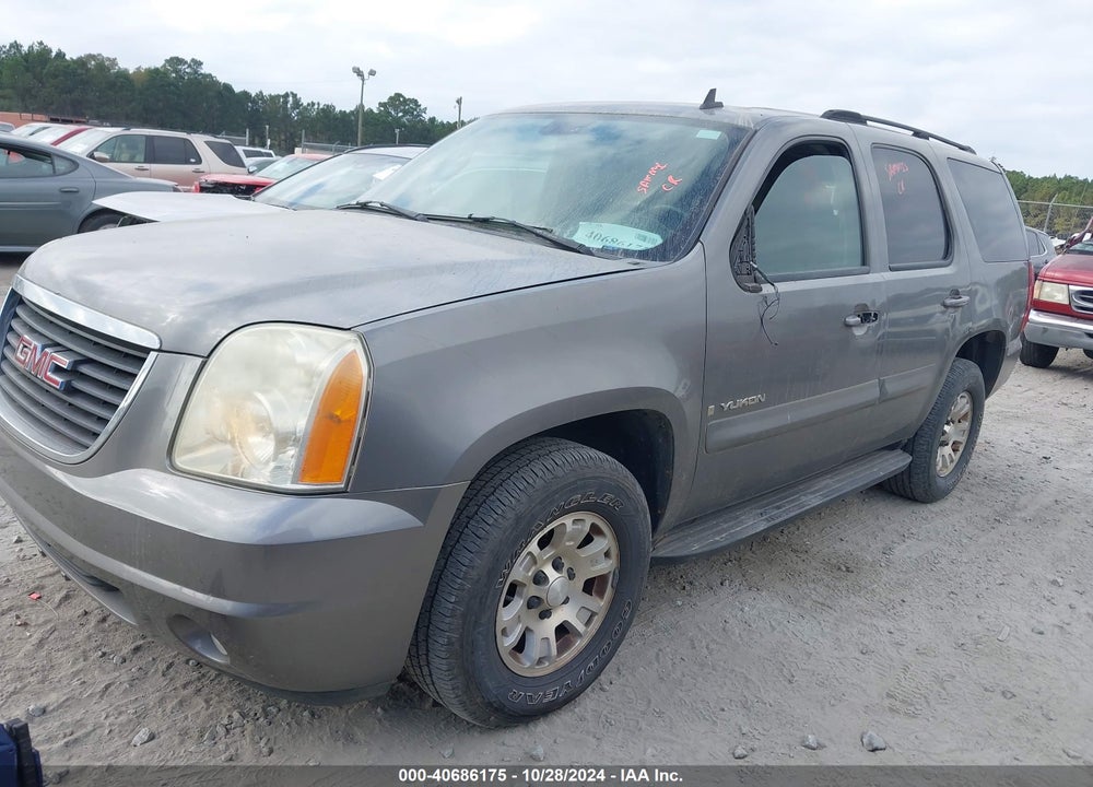 2007 GMC YUKON SLE VIN: 1GKFC13047J301897
