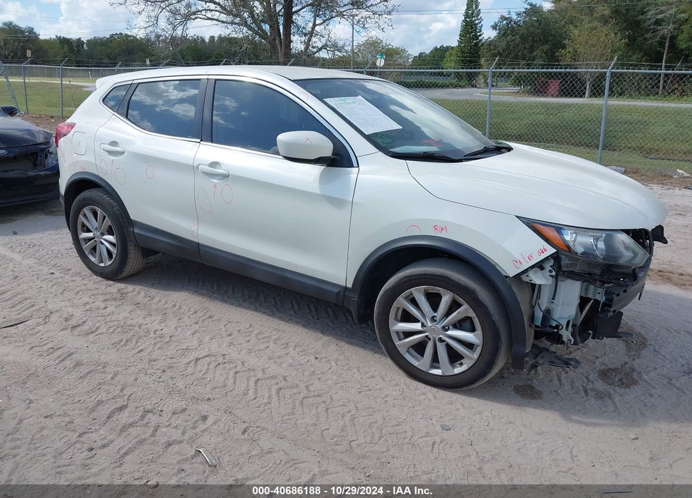 2017 NISSAN ROGUE SPORT S VIN: JN1BJ1CP9HW007237