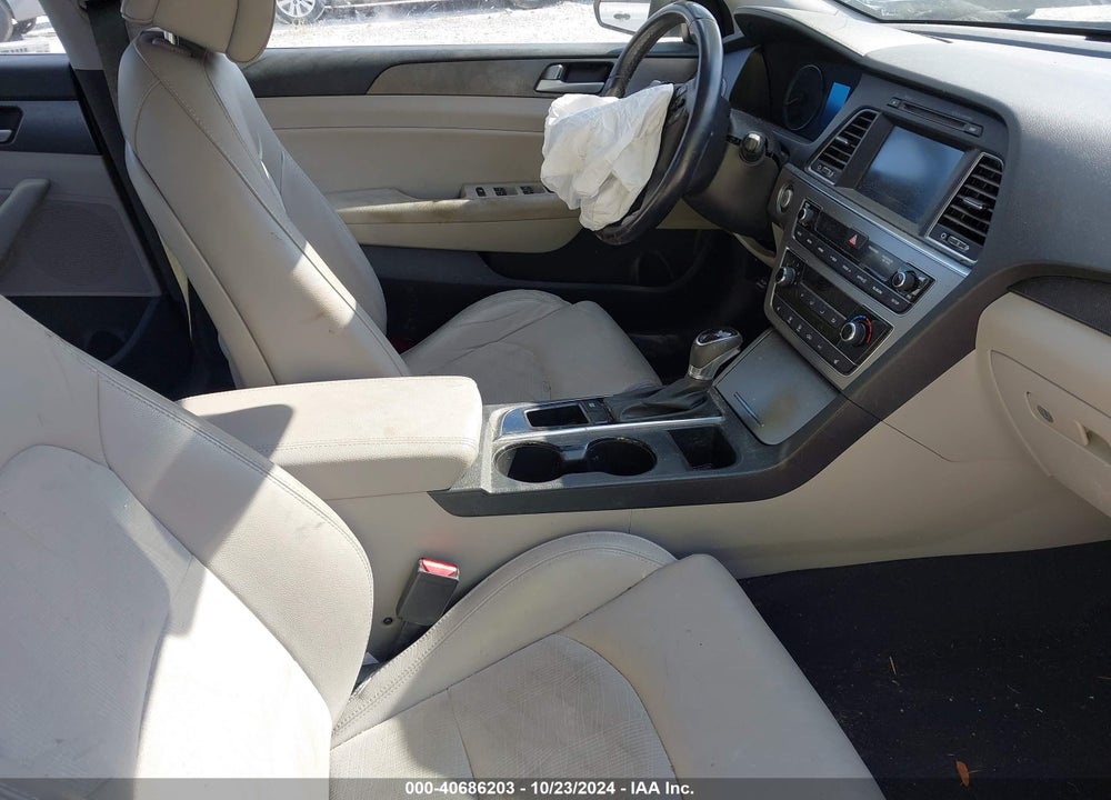 2017 HYUNDAI SONATA SPORT VIN: 5NPE34AF6HH585561