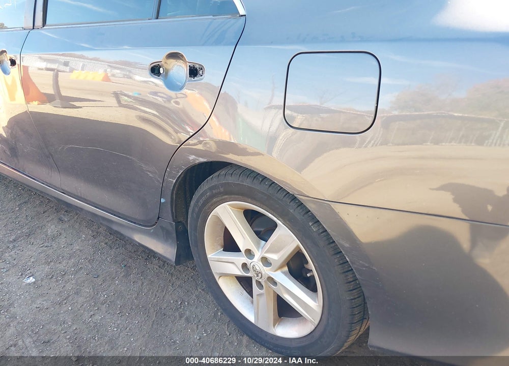 2012 TOYOTA CAMRY VIN: 4T1BF1FK4CU117093