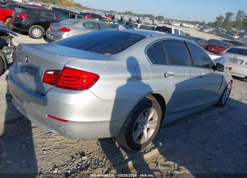 2011 BMW 528I VIN: WBAFR1C57BDS35694