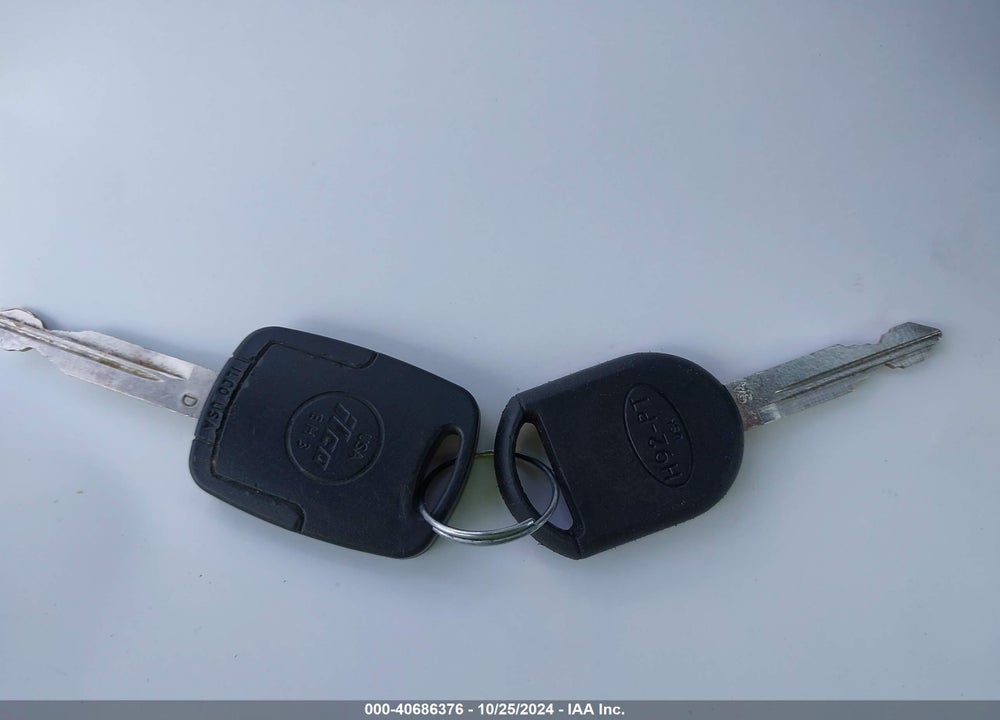 2009 FORD ESCAPE XLT VIN: 1FMCU03G89KA32623
