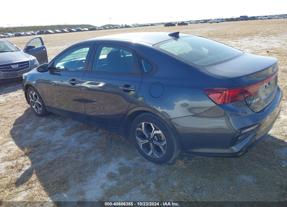 2021 KIA FORTE LXS VIN: 3KPF24AD1ME310748