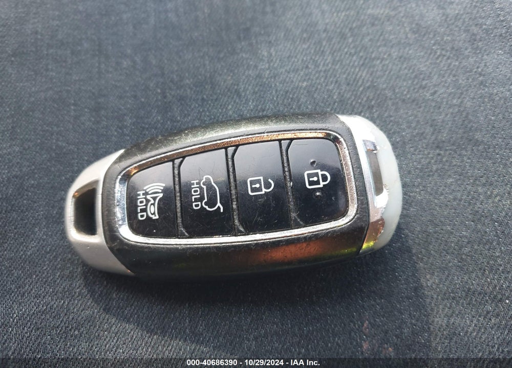 2021 HYUNDAI KONA SEL VIN: KM8K2CAAXMU715440