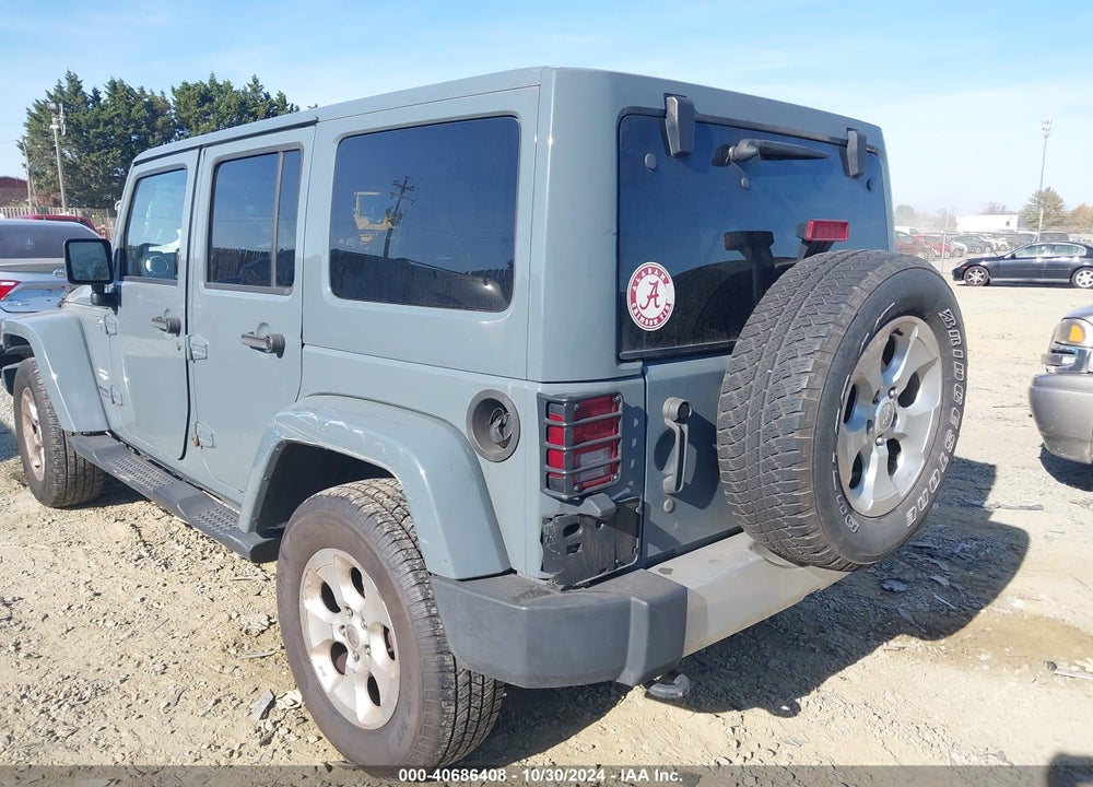 2015 JEEP WRANGLER UNLIMITED SAHARA VIN: 1C4HJWEG7FL622952