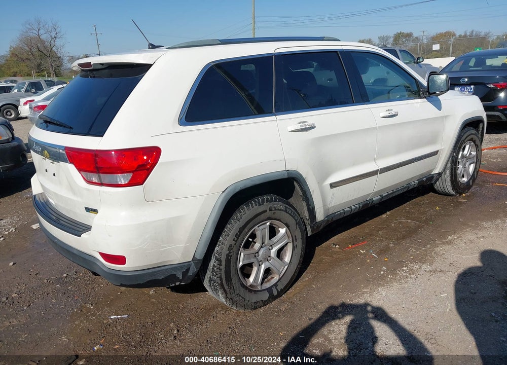 2011 JEEP GRAND CHEROKEE LAREDO VIN: 1J4RS4GG4BC591408