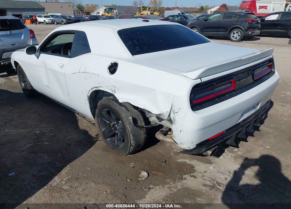 2020 DODGE CHALLENGER SXT VIN: 2C3CDZAG5LH105381