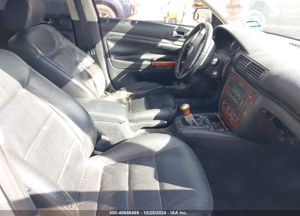 2003 VOLKSWAGEN PASSAT GLS V6 VIN: WVWPH63B33P451734