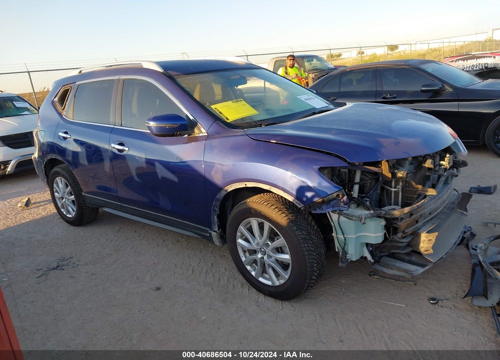 2018 NISSAN ROGUE SV VIN: KNMAT2MT2JP578587