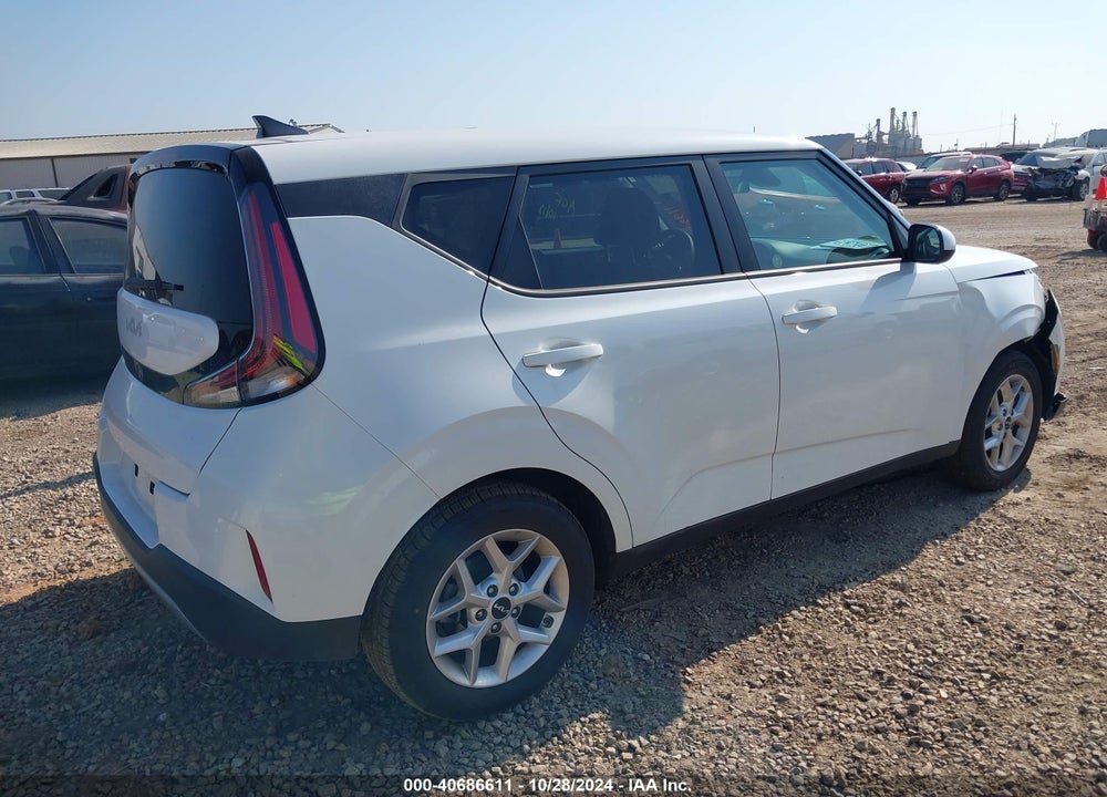 2024 KIA SOUL LX VIN: KNDJ23AU8R7238720