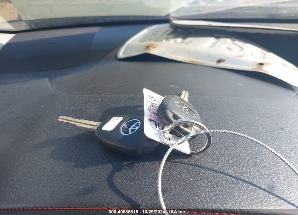 2016 TOYOTA CAMRY SE VIN: 4T1BF1FK2GU141205