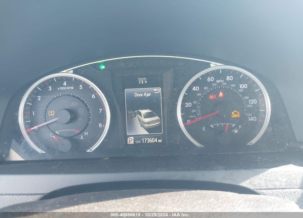 2016 TOYOTA CAMRY SE VIN: 4T1BF1FK2GU141205