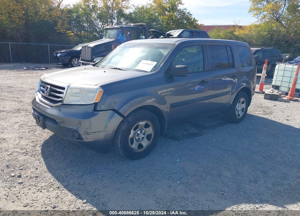 2012 HONDA PILOT LX VIN: 5FNYF4H22CB022473