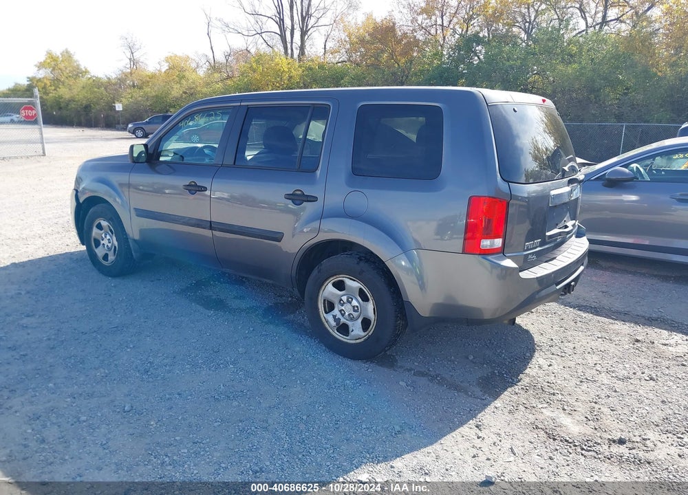 2012 HONDA PILOT LX VIN: 5FNYF4H22CB022473