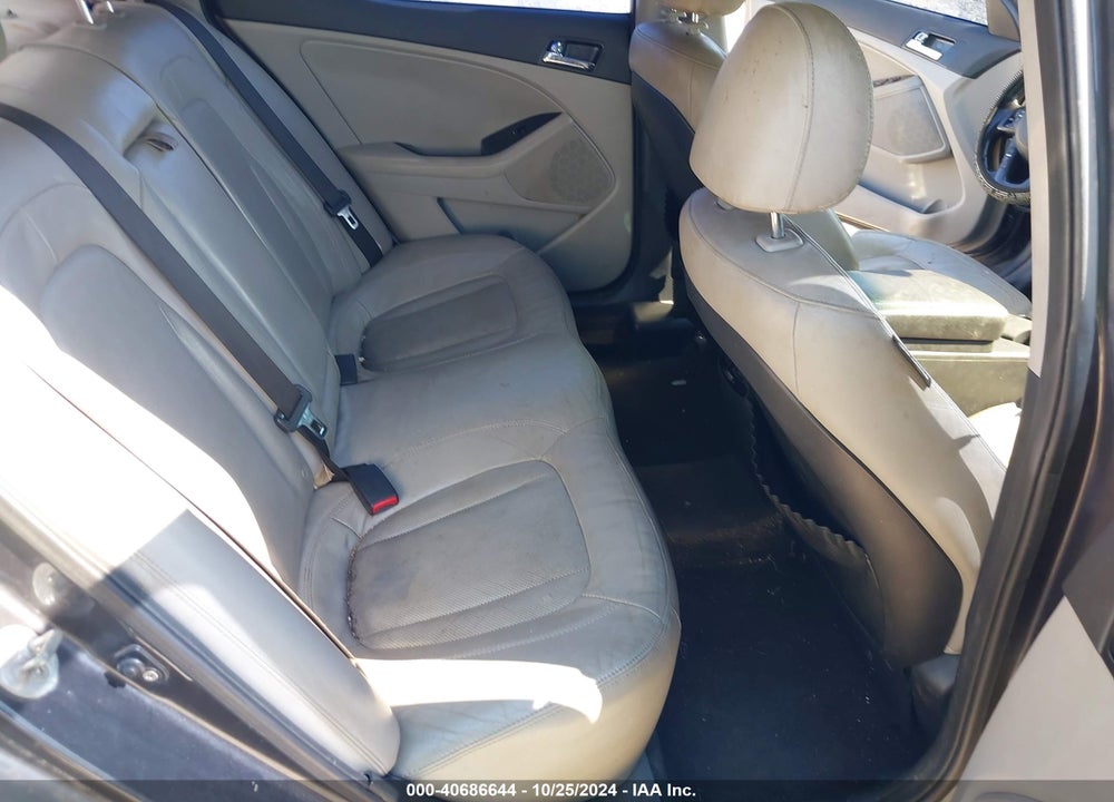 2011 KIA OPTIMA EX TURBO VIN: KNAGN4A6XB5103276