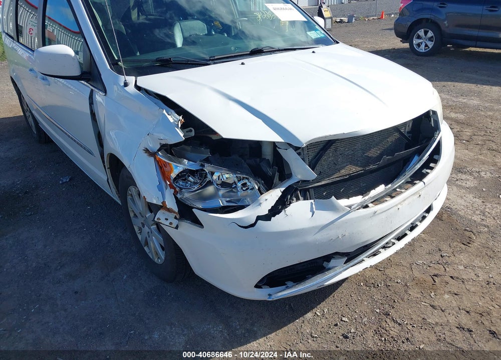 2014 CHRYSLER TOWN & COUNTRY TOURING VIN: 2C4RC1BG4ER220799