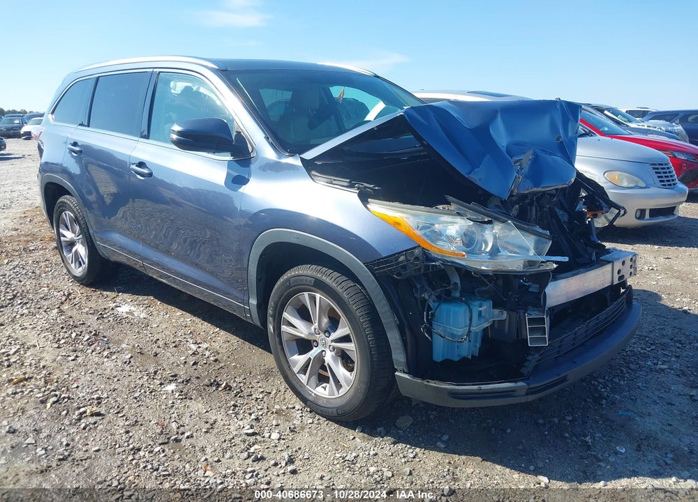 2014 TOYOTA HIGHLANDER XLE V6 VIN: 5TDKKRFHXES017980