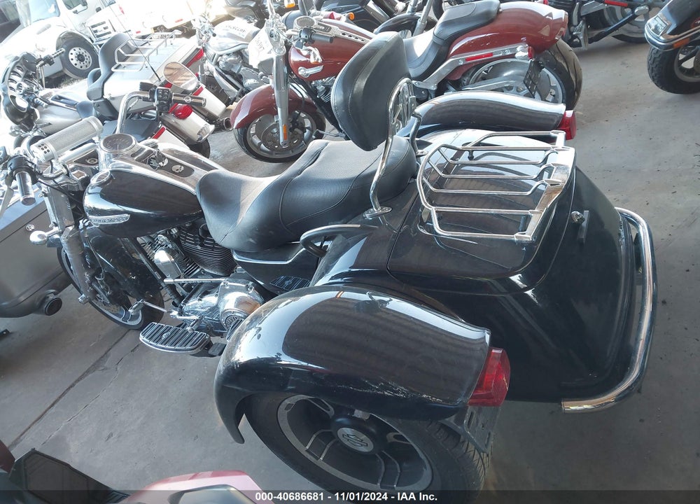 2015 HARLEY-DAVIDSON FLRT FREE WHEELER VIN: 1HD1MCM16FB862616