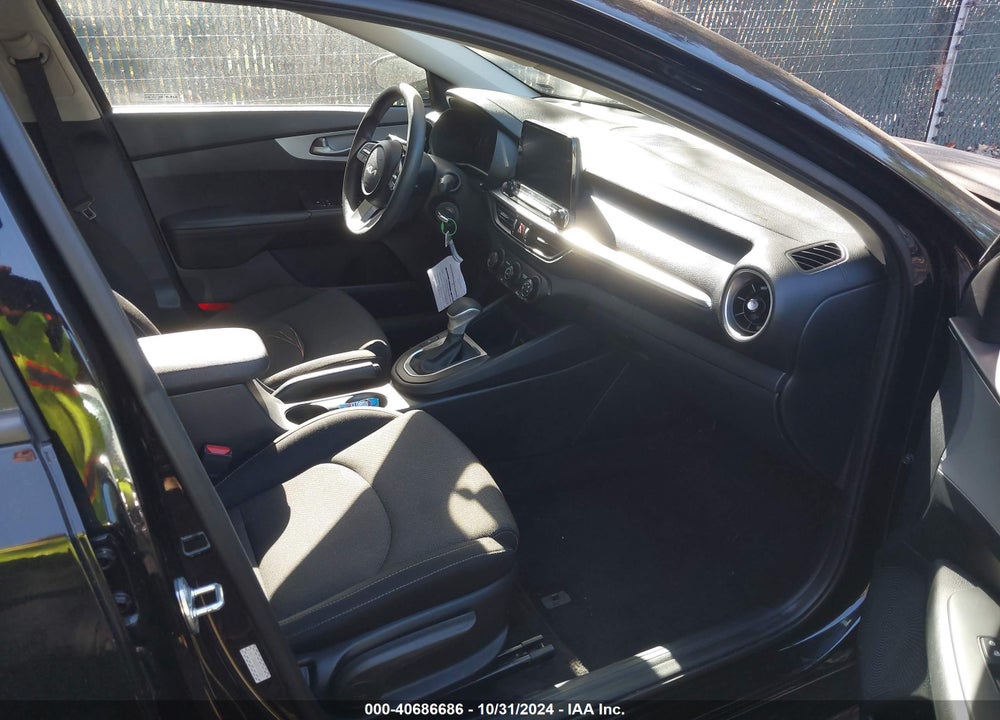 2022 KIA FORTE LXS VIN: 3KPF24AD8NE450667