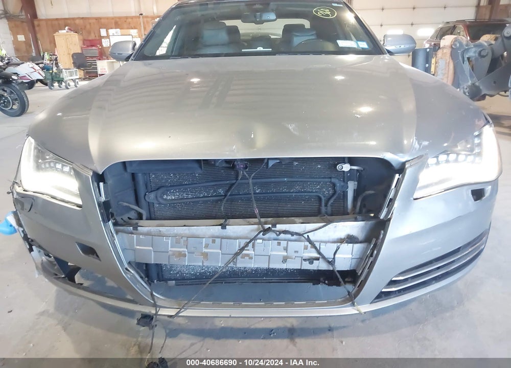 2014 AUDI A8 L 3.0T VIN: WAURGAFD8EN002816