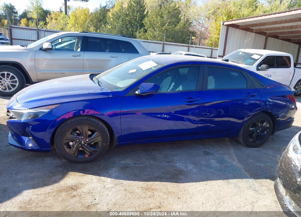 2022 HYUNDAI ELANTRA SEL VIN: KMHLM4AG4NU353311