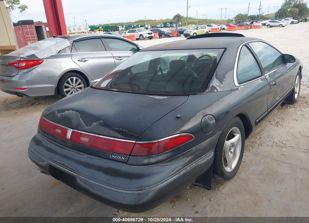 1993 LINCOLN MARK VIII VIN: 1LNLM91V5PY747908