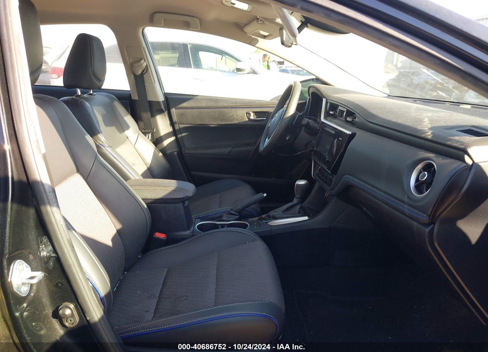 2017 TOYOTA COROLLA SE VIN: 2T1BURHE7HC932201