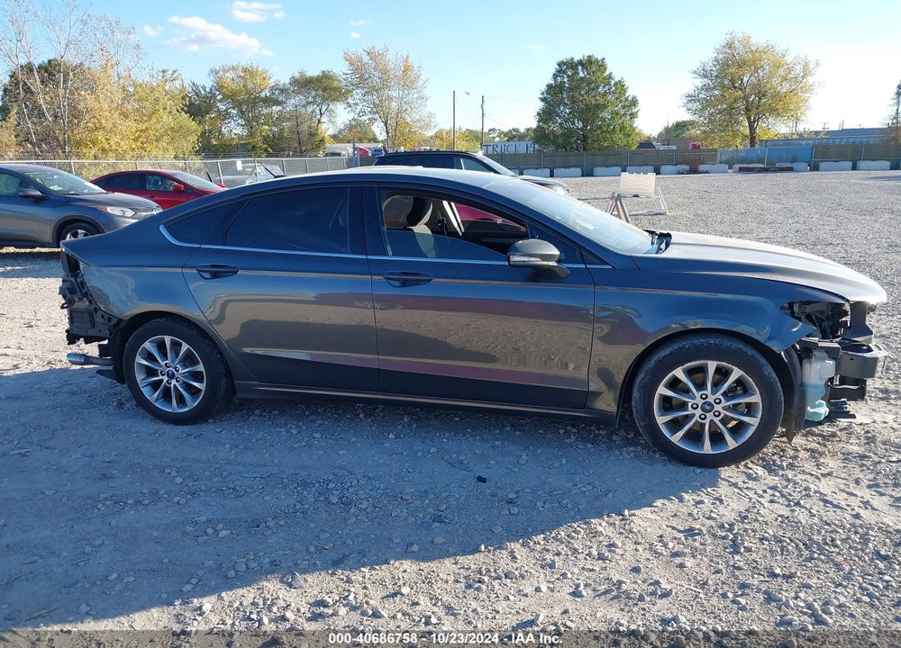 2017 FORD FUSION SE VIN: 3FA6P0H70HR394141