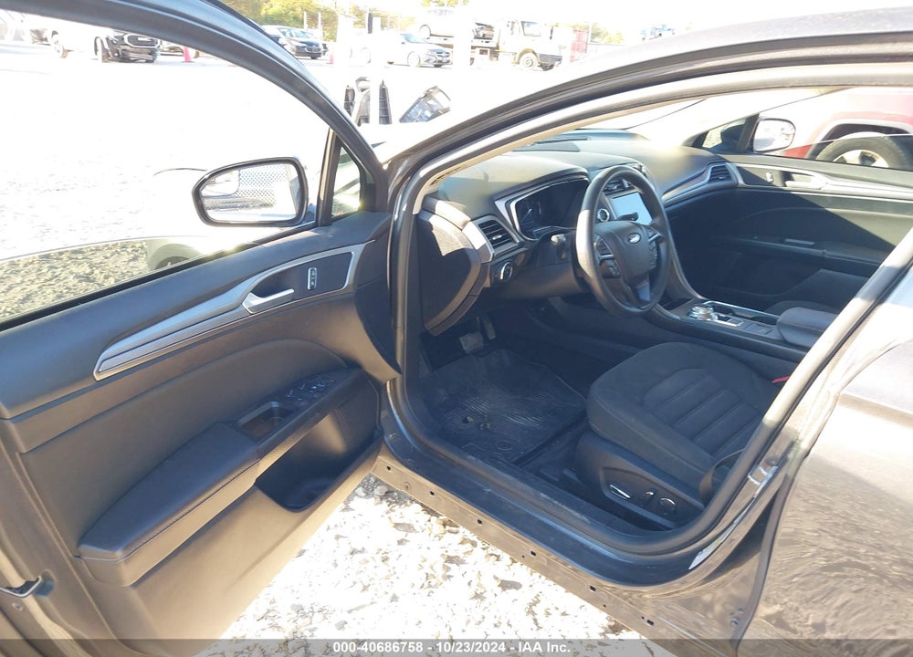 2017 FORD FUSION SE VIN: 3FA6P0H70HR394141