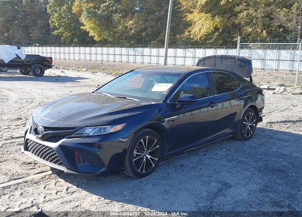 2018 TOYOTA CAMRY SE VIN: 4T1B11HK5JU669601