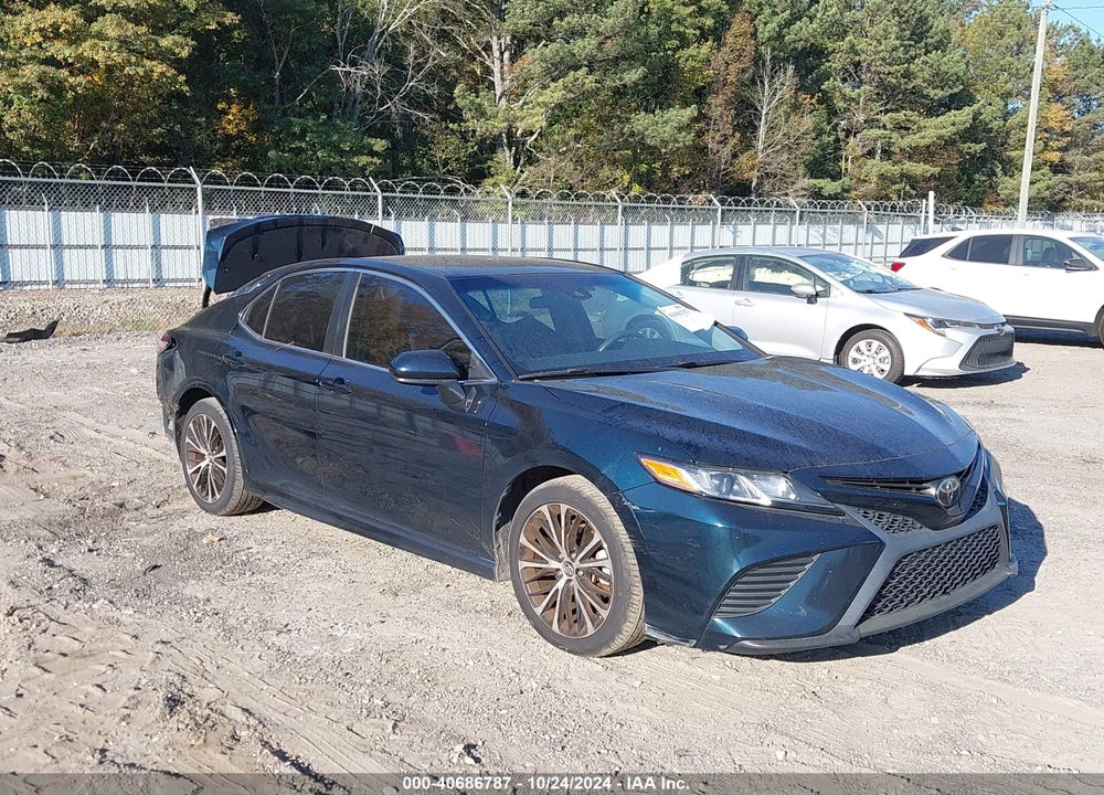 2018 TOYOTA CAMRY SE VIN: 4T1B11HK5JU669601