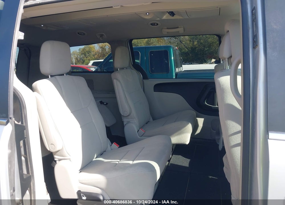 2012 CHRYSLER TOWN & COUNTRY TOURING VIN: 2C4RC1BG7CR168811