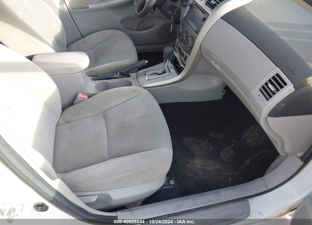2013 TOYOTA COROLLA LE VIN: 5YFBU4EE1DP096354