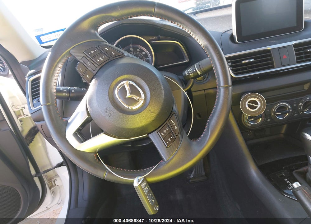 2015 MAZDA 3 I TOURING VIN: JM1BM1V74F1251373
