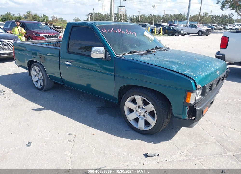1997 NISSAN 4X2 TRUCK XE VIN: 1N6SD11S8VC330586
