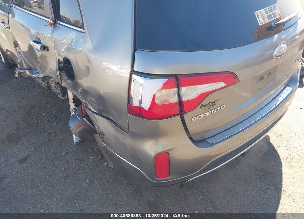 2014 KIA SORENTO LIMITED V6 VIN: 5XYKWDA70EG487972