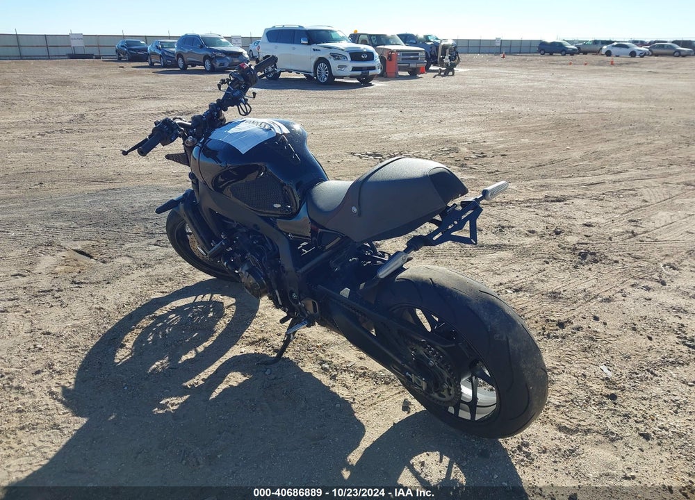 2022 YAMAHA MTM890 VIN: JYARN80E7NA000397