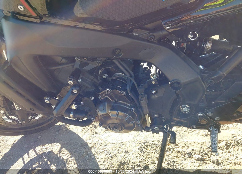 2022 YAMAHA MTM890 VIN: JYARN80E7NA000397