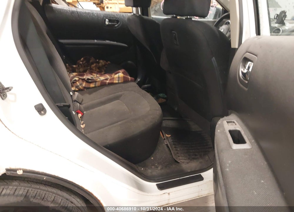 2013 NISSAN ROGUE S VIN: JN8AS5MV8DW620264