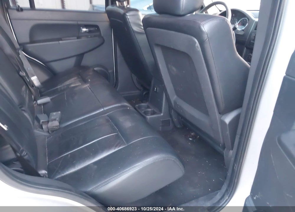 2009 JEEP LIBERTY SPORT VIN: 1J8GP28K99W537321
