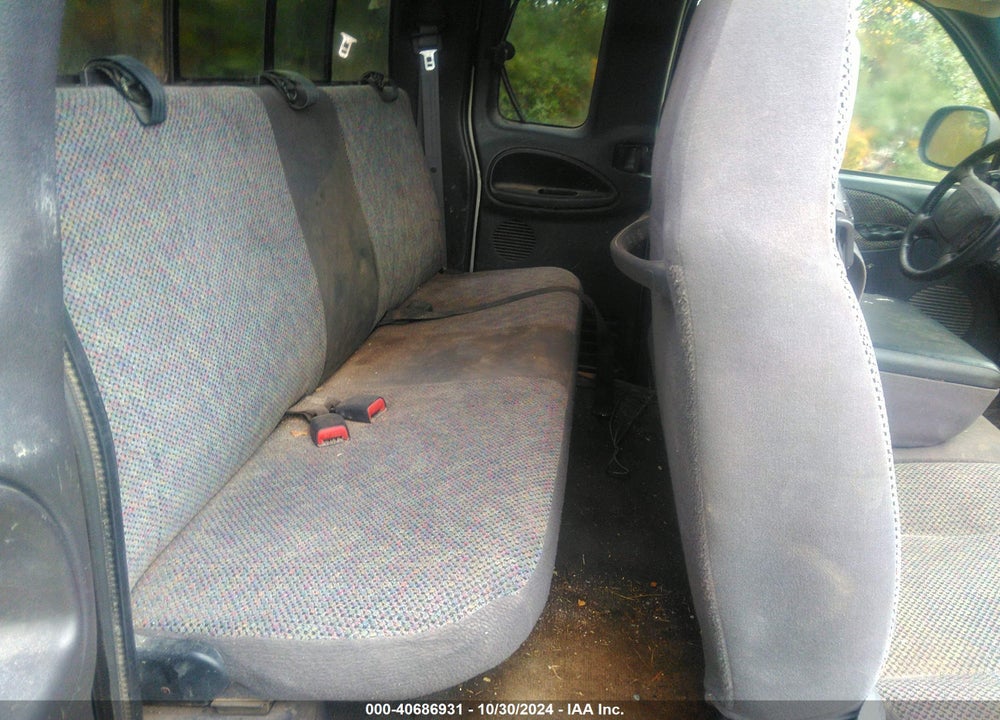 2001 DODGE RAM 1500 ST VIN: 1B7HC13Y81J548373