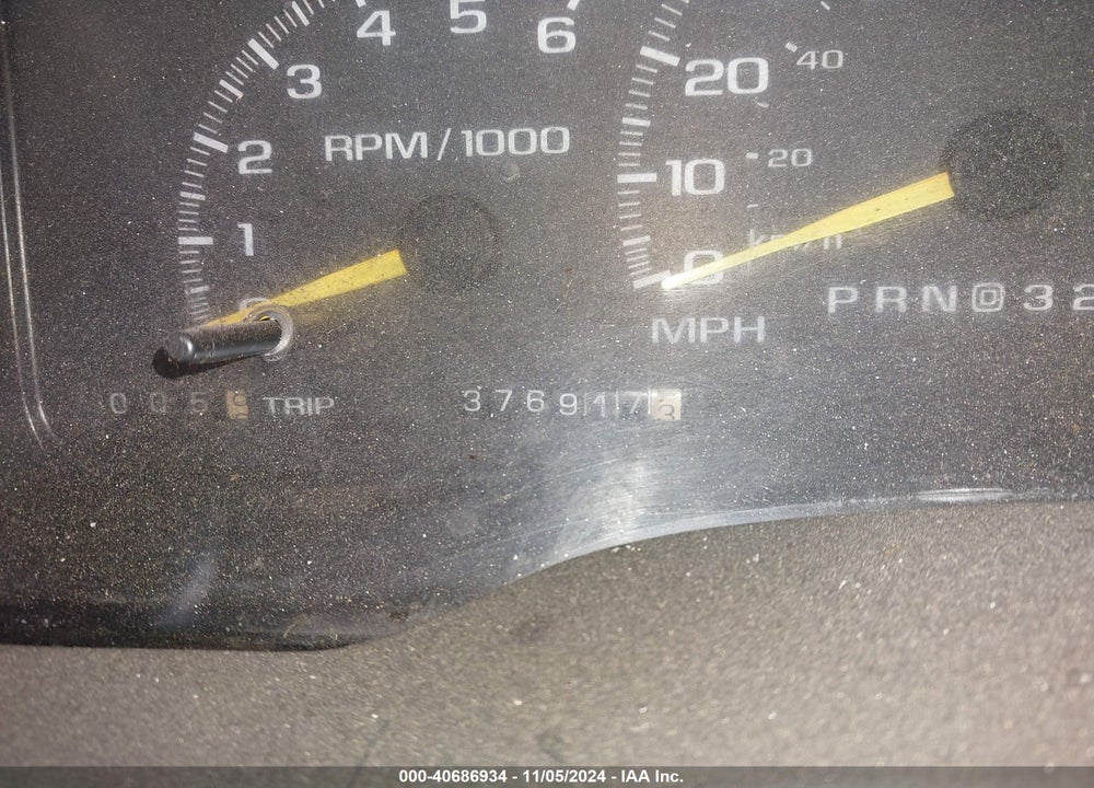 1997 CHEVROLET C1500 FLEETSIDE VIN: 1GCEC19M6VE176795