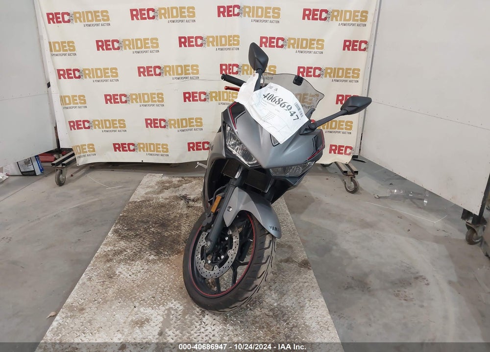 2016 YAMAHA YZFR3 VIN: MH3RH06Y6GK010755