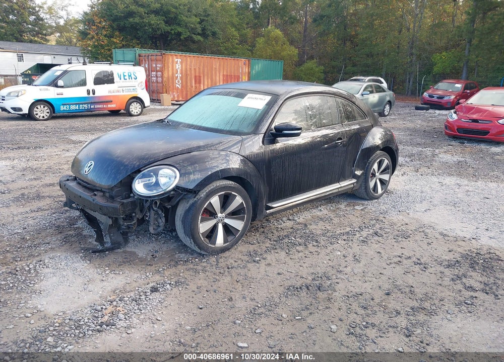 2012 VOLKSWAGEN BEETLE 2.0T TURBO VIN: 3VWVA7AT6CM642564