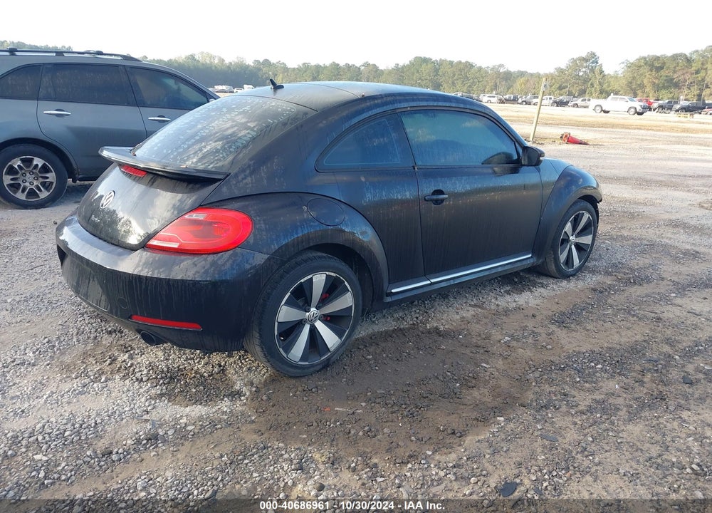 2012 VOLKSWAGEN BEETLE 2.0T TURBO VIN: 3VWVA7AT6CM642564